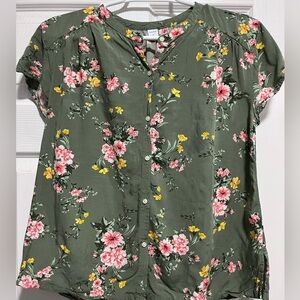 Old Navy Ladies shirt